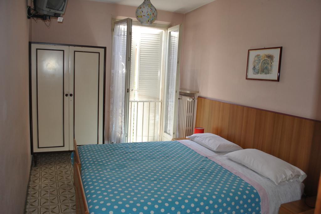 Albergo Alla Rocca Garda  Kamer foto