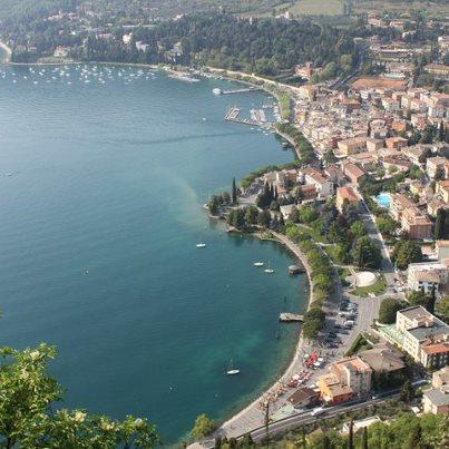 Albergo Alla Rocca Garda  Buitenkant foto